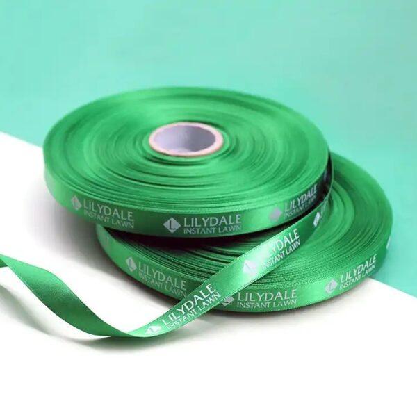 green-ribbon-print
